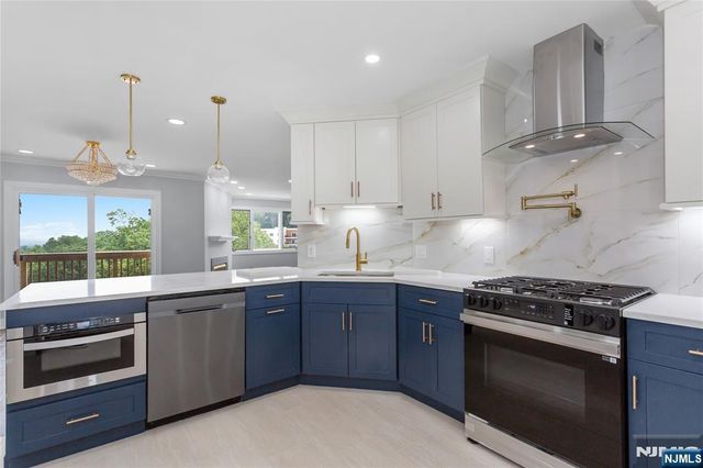 604 Skyline Drive 604, Haledon, NJ 07508
