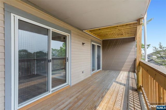 604 Skyline Drive 604, Haledon, NJ 07508