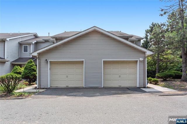 604 Skyline Drive 604, Haledon, NJ 07508