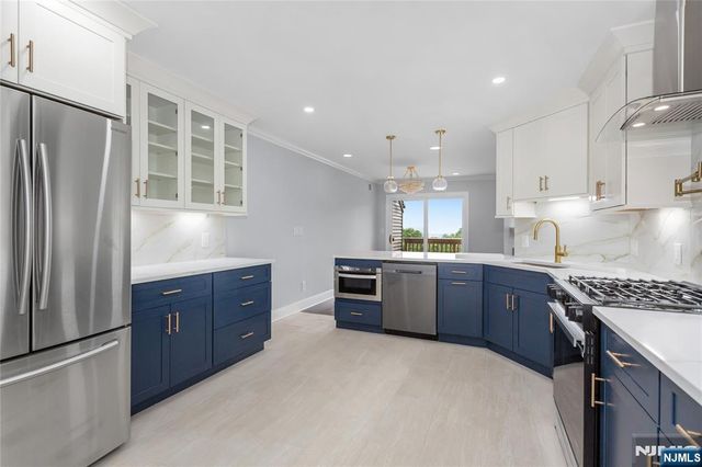 604 Skyline Drive 604, Haledon, NJ 07508