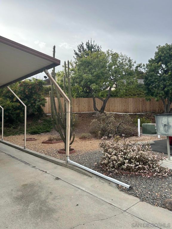 1501 Anza Avenue 77, Vista, CA 92084 — photo 4