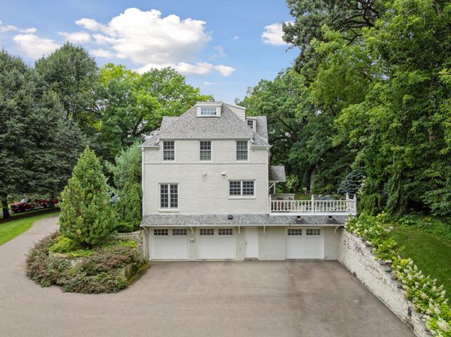 12 Merilane Avenue, Edina, MN 55436