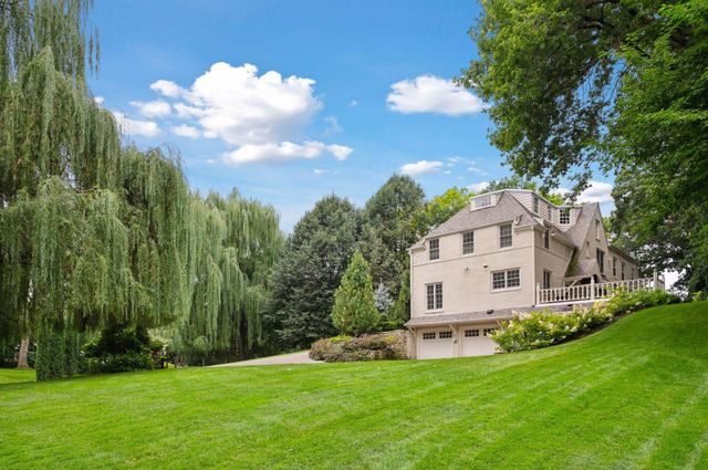 12 Merilane Avenue, Edina, MN 55436