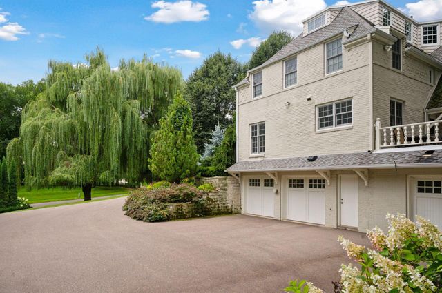 12 Merilane Avenue, Edina, MN 55436