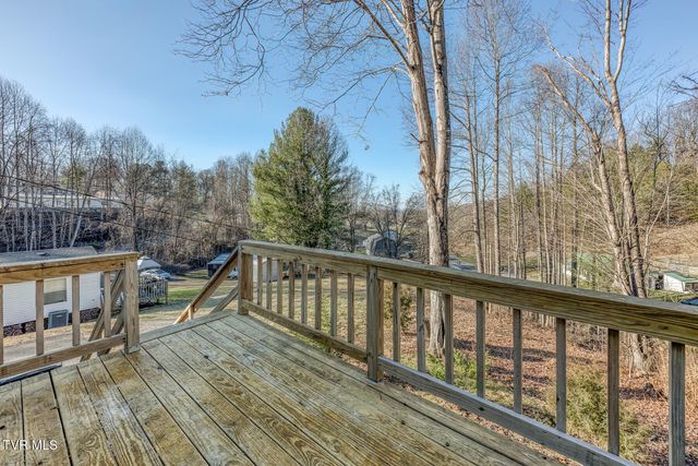 1875 Powder Branch Road, Johnson City, TN 37601