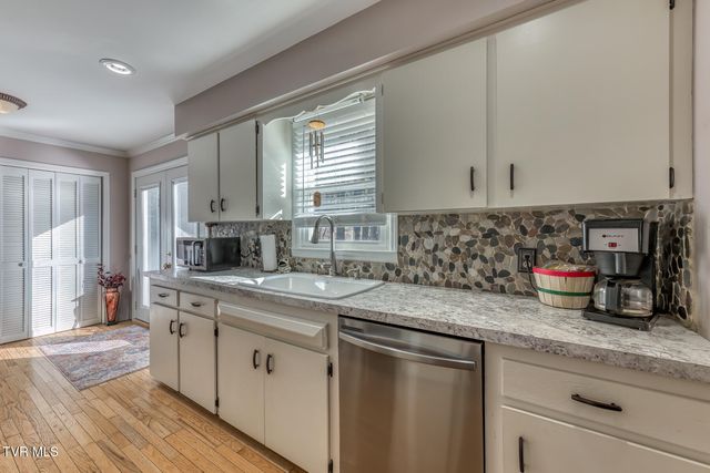 1875 Powder Branch Road, Johnson City, TN 37601