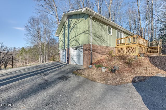 1875 Powder Branch Road, Johnson City, TN 37601