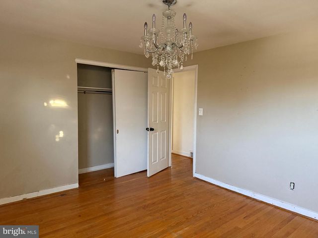 2461 RALEIGH DR, York, PA 17402