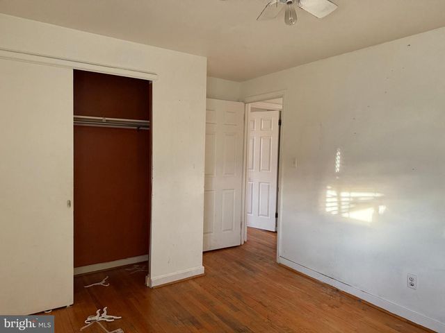 2461 RALEIGH DR, York, PA 17402