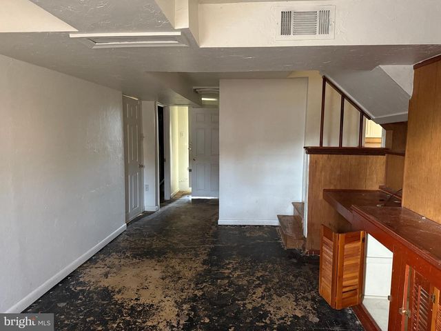 2461 RALEIGH DR, York, PA 17402