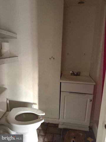 2461 RALEIGH DR, York, PA 17402