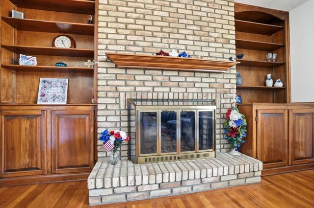 2262 Lewis Center Road, Lewis Center, OH 43035