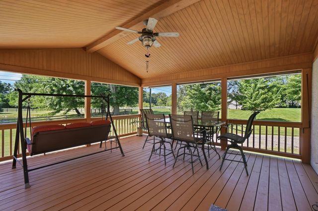 2262 Lewis Center Road, Lewis Center, OH 43035
