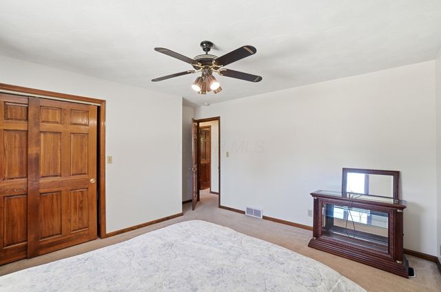 2262 Lewis Center Road, Lewis Center, OH 43035