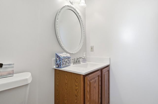 2262 Lewis Center Road, Lewis Center, OH 43035