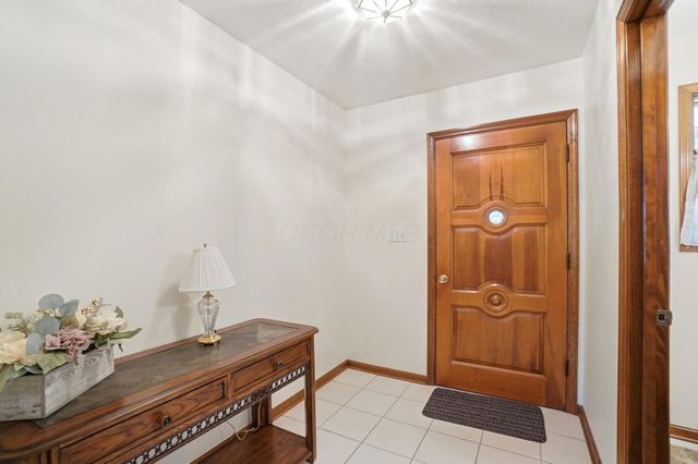 2262 Lewis Center Road, Lewis Center, OH 43035