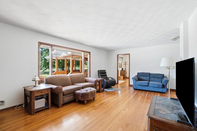 2262 Lewis Center Road, Lewis Center, OH 43035