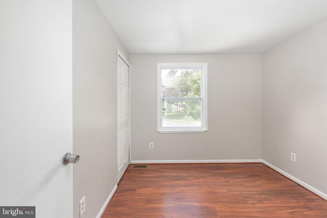 12821 LONGLEAF LN, Herndon, VA 20170