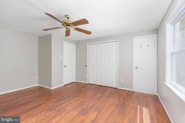 12821 LONGLEAF LN, Herndon, VA 20170