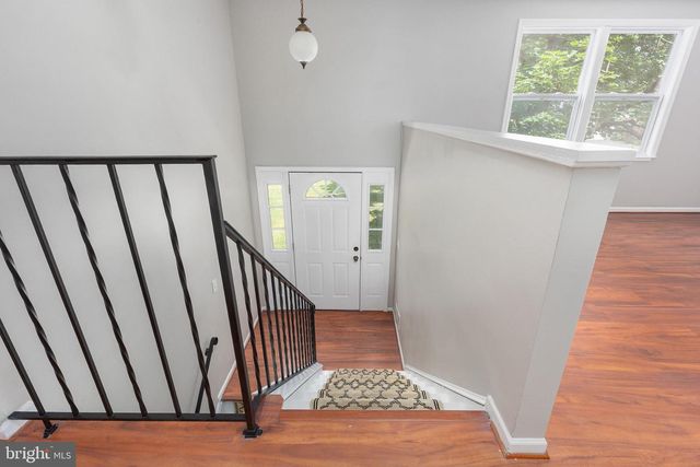 12821 LONGLEAF LN, Herndon, VA 20170
