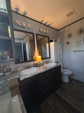 332331 E May Road, Wellston, OK 74881