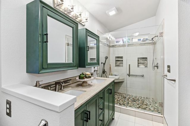 1801 Danbrook Dr, Sacramento, CA 95835