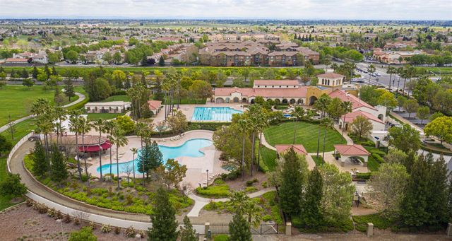 1801 Danbrook Dr, Sacramento, CA 95835