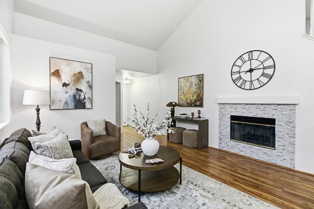 1801 Danbrook Dr, Sacramento, CA 95835