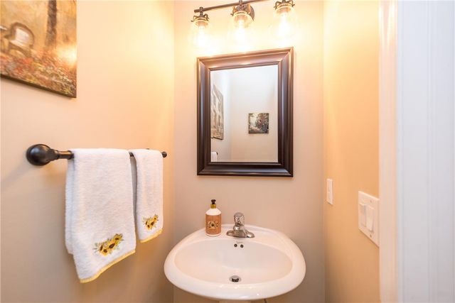 4584 Shadowstone Drive, Easton, PA 18040