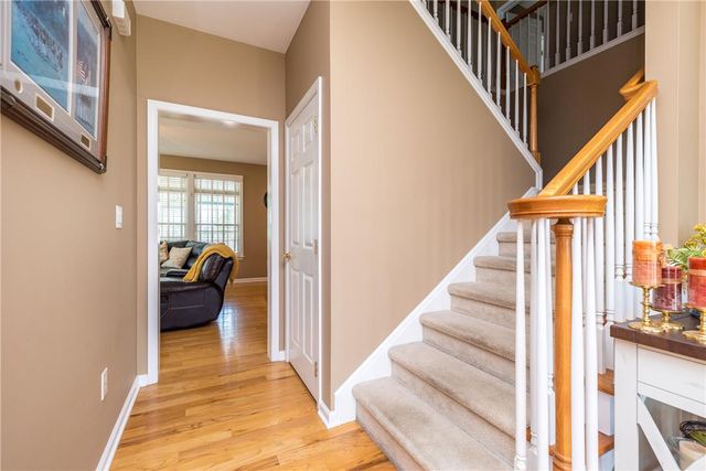 4584 Shadowstone Drive, Easton, PA 18040