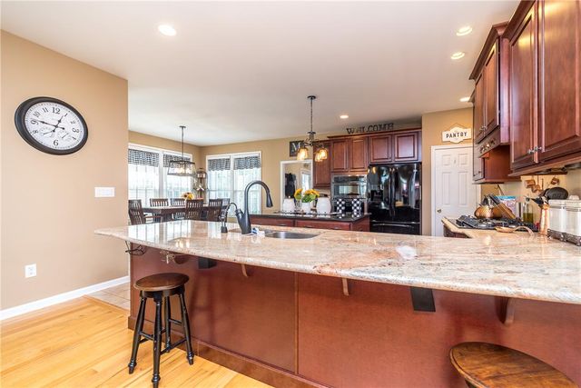 4584 Shadowstone Drive, Easton, PA 18040