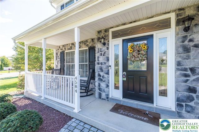 4584 Shadowstone Drive, Easton, PA 18040