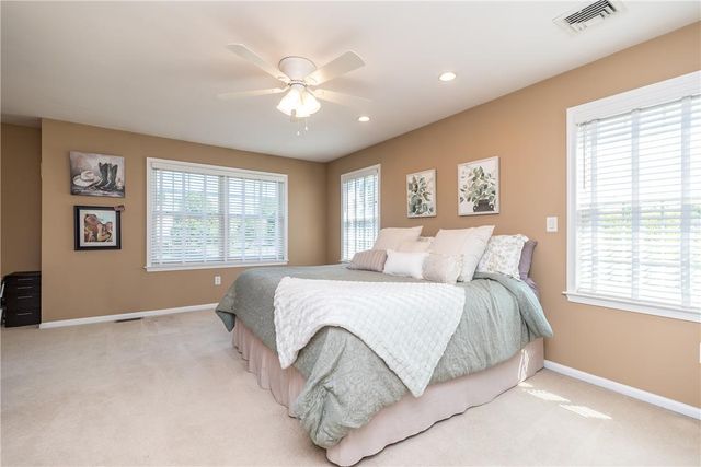 4584 Shadowstone Drive, Easton, PA 18040