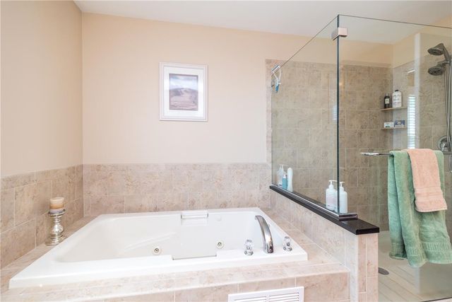 4584 Shadowstone Drive, Easton, PA 18040
