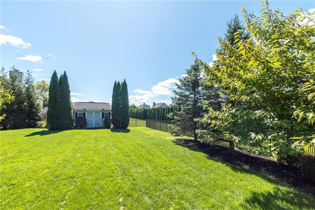 4584 Shadowstone Drive, Easton, PA 18040