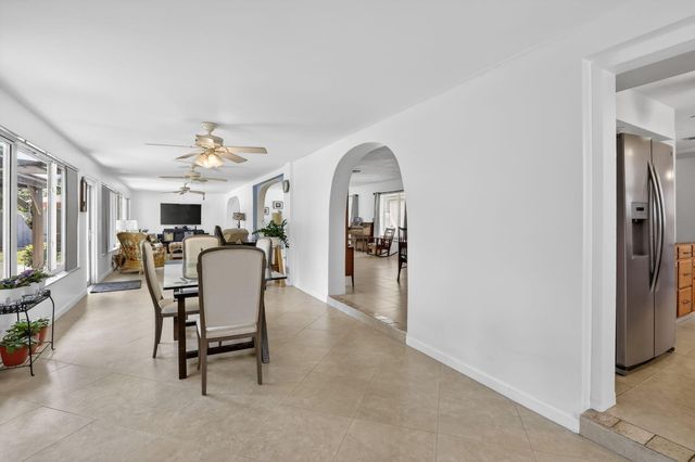 882 Azalea Court, Plantation, FL 33317