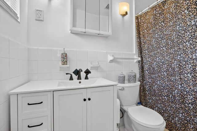 882 Azalea Court, Plantation, FL 33317