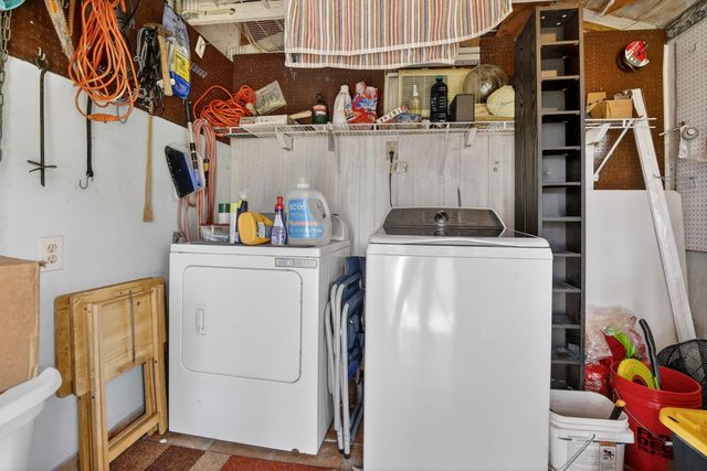 882 Azalea Court, Plantation, FL 33317