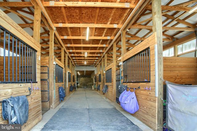 1130 W TRINDLE ROAD, Mechanicsburg, PA 17050