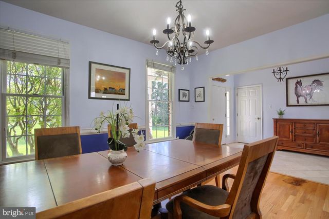1130 W TRINDLE ROAD, Mechanicsburg, PA 17050