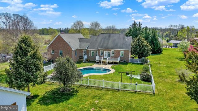 1130 W TRINDLE ROAD, Mechanicsburg, PA 17050