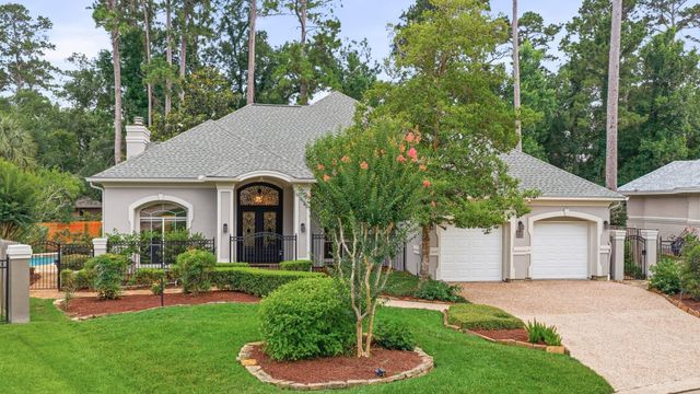 6 Harbor Cove Drive, The Woodlands, TX 77381