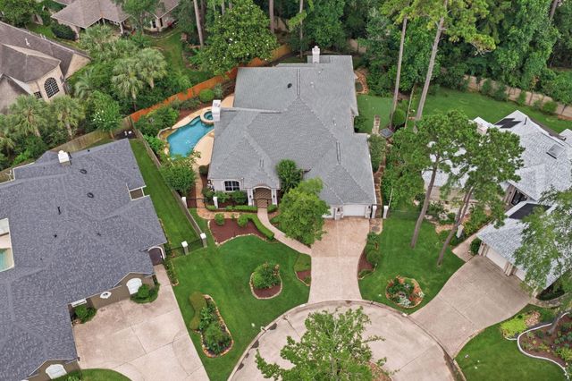 6 Harbor Cove Drive, The Woodlands, TX 77381