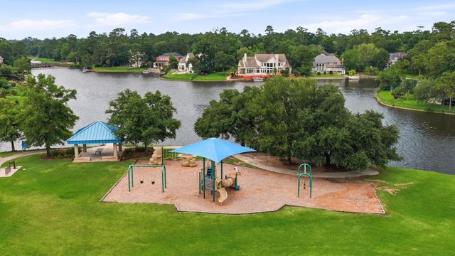6 Harbor Cove Drive, The Woodlands, TX 77381