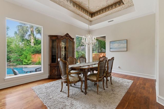6 Harbor Cove Drive, The Woodlands, TX 77381