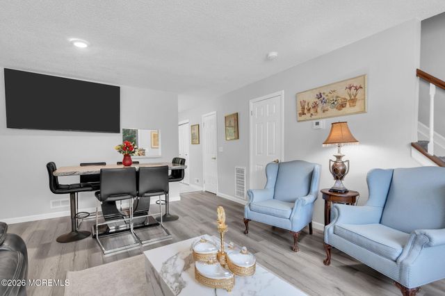 54 Greenwich Drive 1704, Galloway, NJ 08205