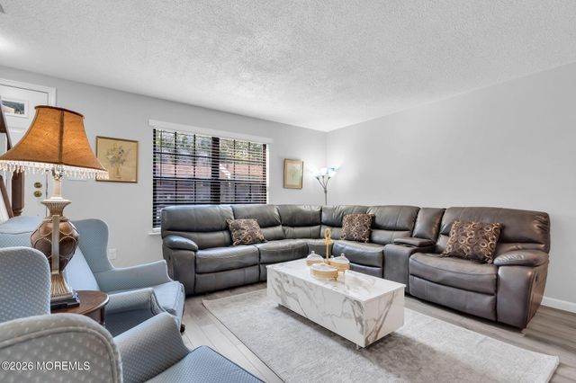 54 Greenwich Drive 1704, Galloway, NJ 08205