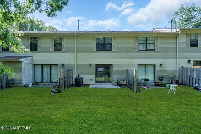 54 Greenwich Drive 1704, Galloway, NJ 08205