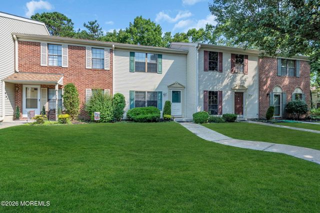 54 Greenwich Drive 1704, Galloway, NJ 08205