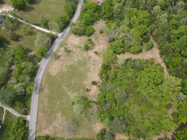 0 Rogues Fork Rd, Bethpage, TN 37022